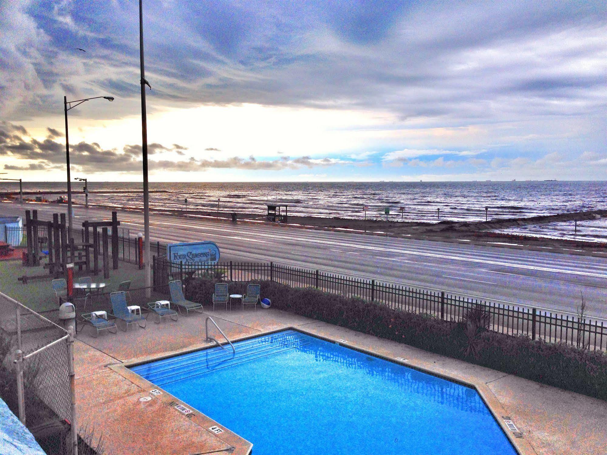 Four Seasons On The Gulf Galveston
